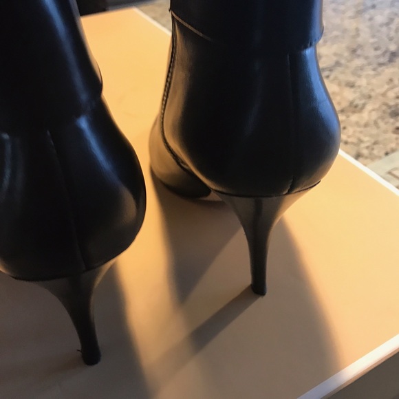 Classy Michael Kors Tall Leather Boots - Picture 9 of 9